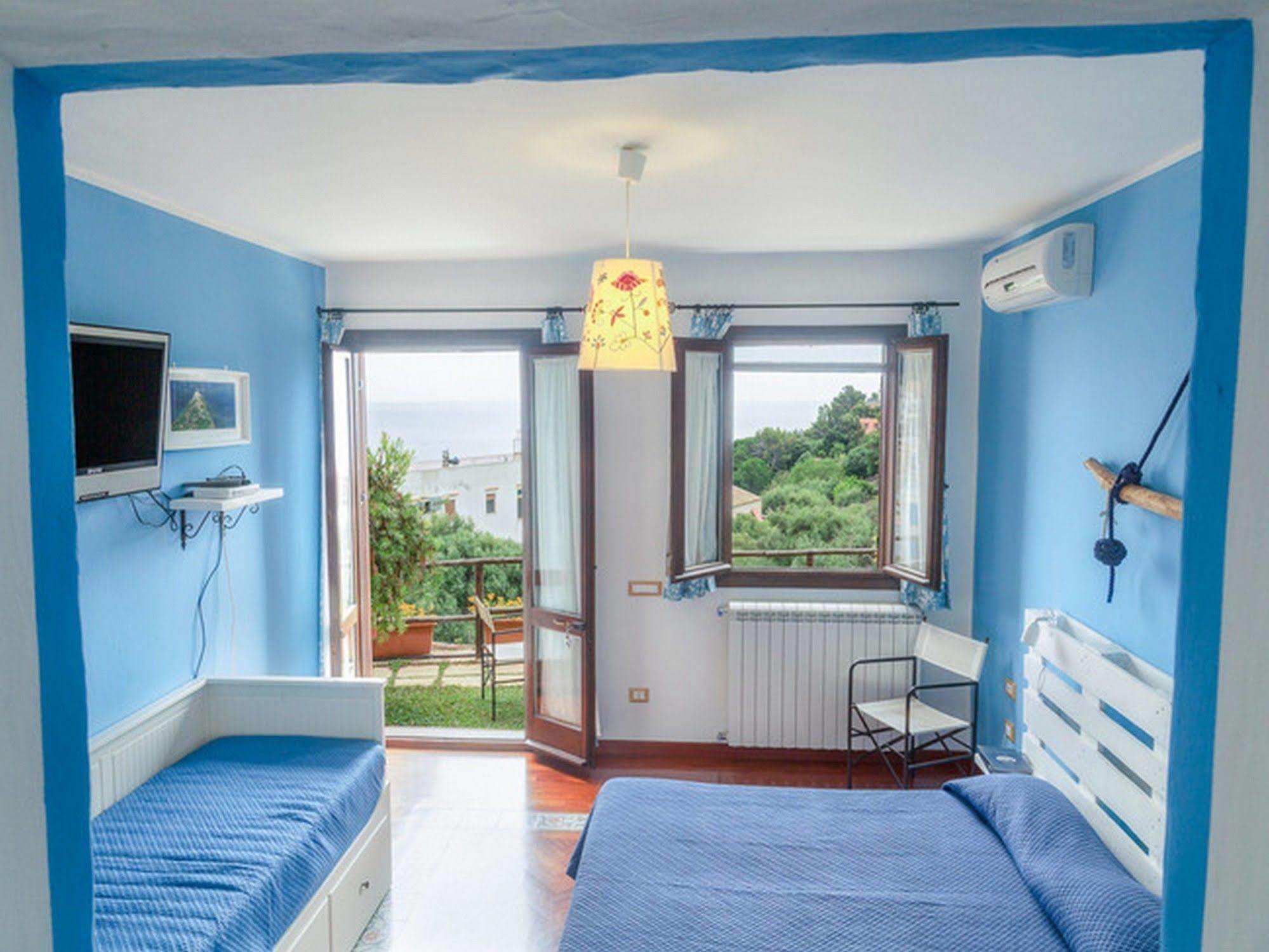 Hotel Clelia Isola di Ustica Eksteriør billede