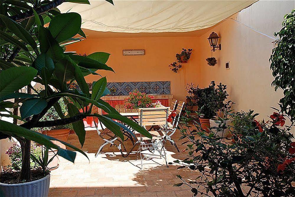 Hotel Clelia Isola di Ustica Eksteriør billede